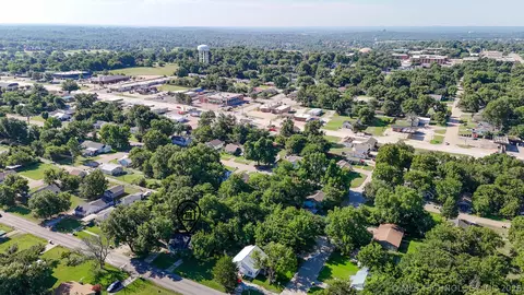 903 E Beverly St, Ada, OK 74820 photo 41