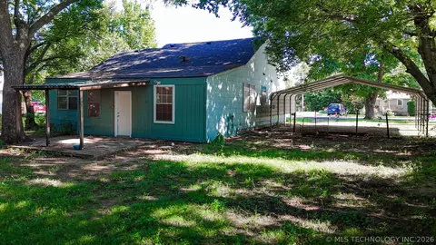 903 E Beverly St, Ada, OK 74820 photo 37