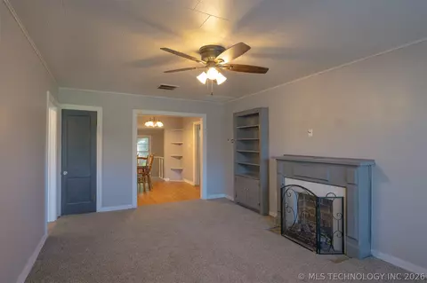 903 E Beverly St, Ada, OK 74820 photo 6