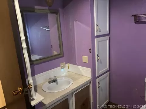110 W Mcdaniel St, Webbers Falls, OK 74470 photo 8