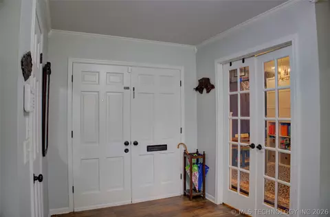 Entry Way - 6868 E 55th St, Tulsa, OK 74145 photo 1 of 3