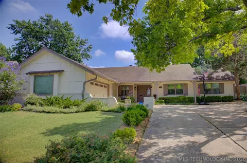 6868 E 55th St, Tulsa, OK 74145