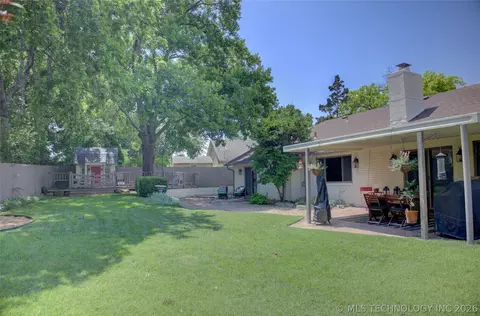 Exterior - 6868 E 55th St, Tulsa, OK 74145 photo 9 of 22