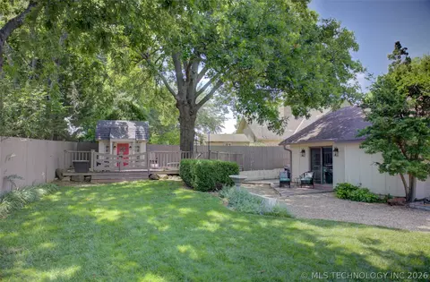 Exterior - 6868 E 55th St, Tulsa, OK 74145 photo 13 of 22