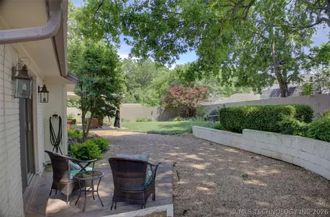 Exterior - 6868 E 55th St, Tulsa, OK 74145 photo 17 of 22