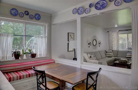 Dining - 6868 E 55th St, Tulsa, OK 74145 photo 5 of 5