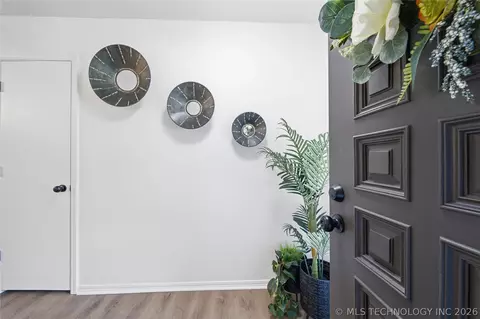 Entry Way - 25302 E 64th St S, Broken Arrow, OK 74014 photo 1 of 1