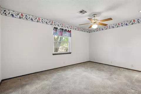 Bedroom - 3776 E 82nd Ct, Tulsa, OK 74137 photo 5 of 8