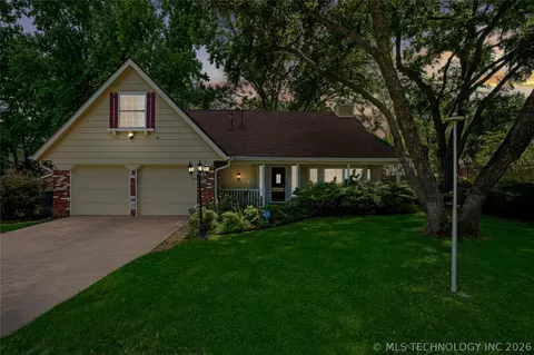 Exterior - 3776 E 82nd Ct, Tulsa, OK 74137 photo 10 of 10