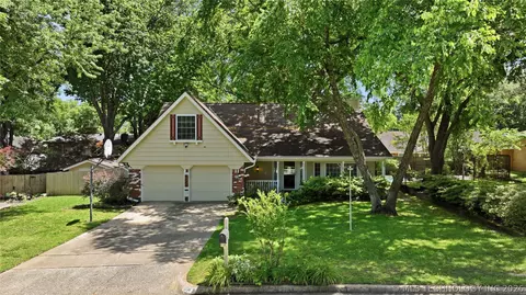 Exterior - 3776 E 82nd Ct, Tulsa, OK 74137 photo 2 of 10