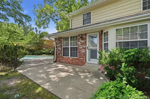 Exterior - 3776 E 82nd Ct, Tulsa, OK 74137 photo 4 of 10