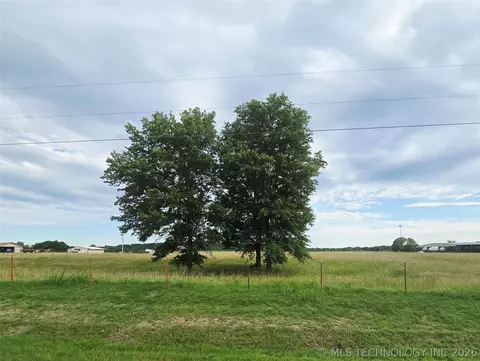 13126 E 510 Rd, Claremore, OK 74019