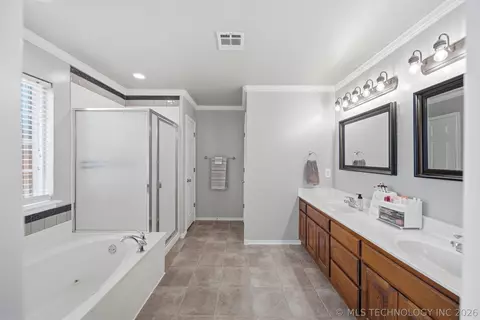 Bath - 19005 E 50th St, Tulsa, OK 74134 photo 1 of 5