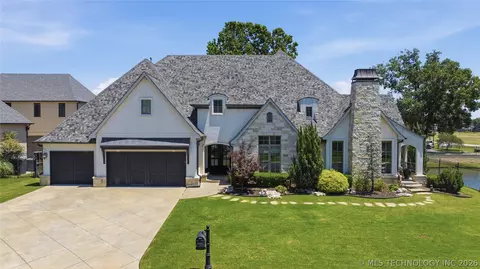 12011 S Lakewood Ave, Tulsa, OK 74137
