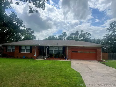1221 Country Clb, Mcalester, OK 74501