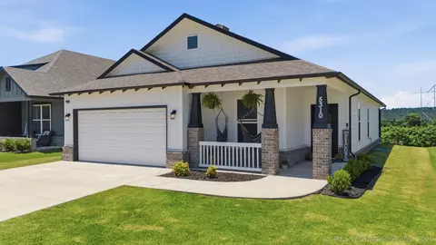 5310 S Andros Ave, Sand Springs, OK 74063