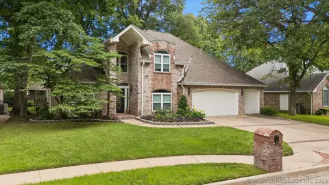 504 E Quinton St, Broken Arrow, OK 74011