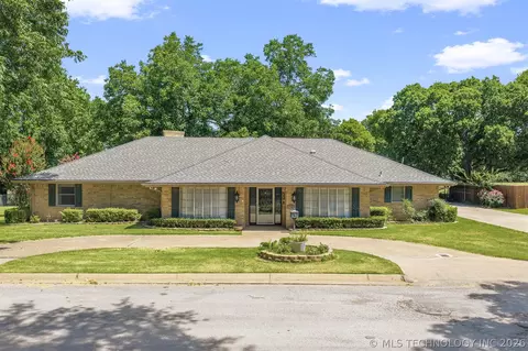 521 Circle Dr, Marietta, OK 73448