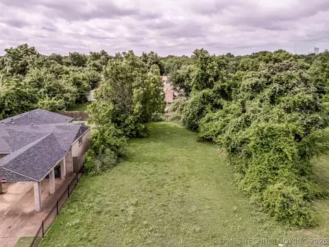 2042 E Young Pl, Tulsa, OK 74110