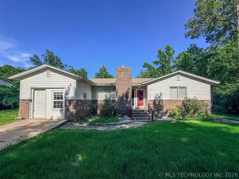 1111 Turpin Ln, Tahlequah, OK 74464