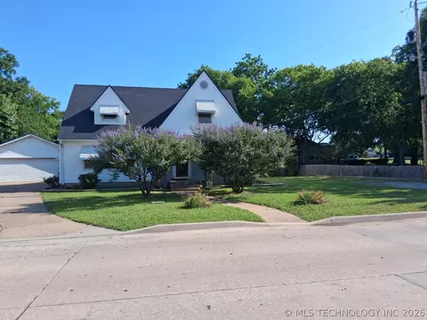 903 15th NW, Ardmore, OK 73401