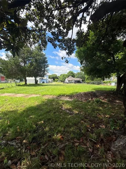 1101 S Ter, Muskogee, OK 74401