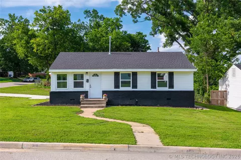 2139 W 46th Pl, Tulsa, OK 74107