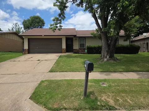 16619 E Admiral Blvd, Tulsa, OK 74116