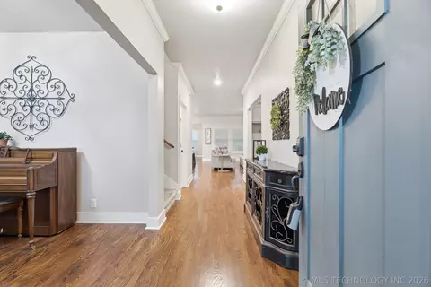 8705 S Quanah Ave W, Tulsa, OK 74132