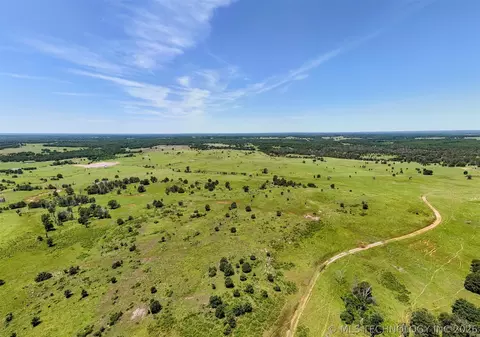 301 St S, Bristow, OK 74010
