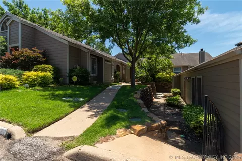 3122 E 91st Place 3122, Tulsa, OK 74137