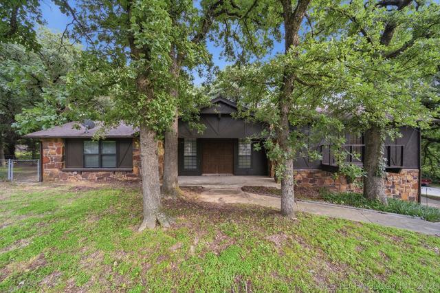 17618 W 1st St S, Sand Springs, OK 74063