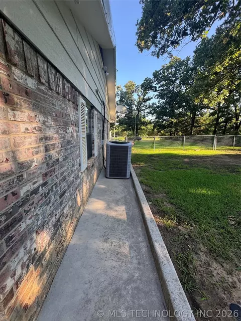 Other - 85 Pine St, Mead, OK 73449 photo 3 of 8