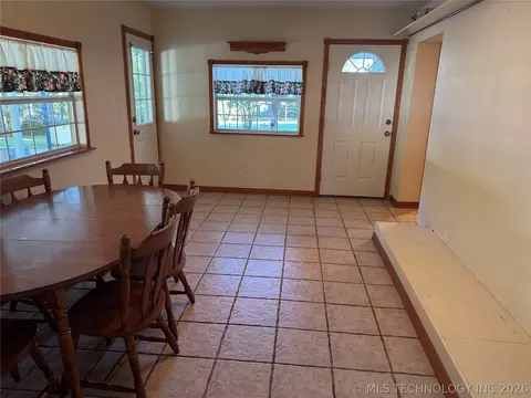 Entry Way - 85 Pine St, Mead, OK 73449 photo 3 of 3