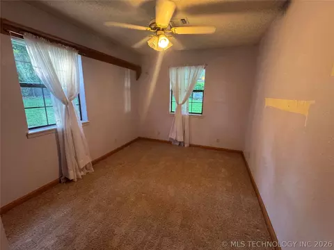 Bedroom - 85 Pine St, Mead, OK 73449 photo 3 of 3