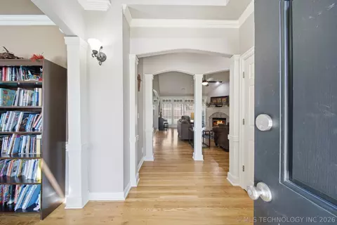 Entry Way - 6400 El Paso Pl, Broken Arrow, OK 74014 photo 1 of 2