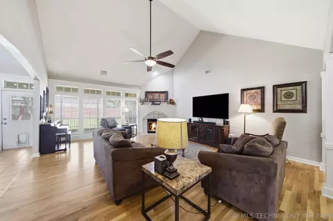 Other - 6400 El Paso Pl, Broken Arrow, OK 74014 photo 1 of 10