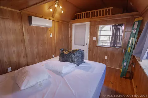Bedroom - 37801 County Road 492 Rd, Eucha, OK 74342 photo 8 of 13