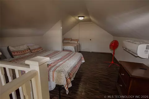 Bedroom - 37801 County Road 492 Rd, Eucha, OK 74342 photo 3 of 13