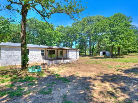 Exterior - 421065 E 1174 Rd, Eufaula, OK 74432 photo 4 of 4