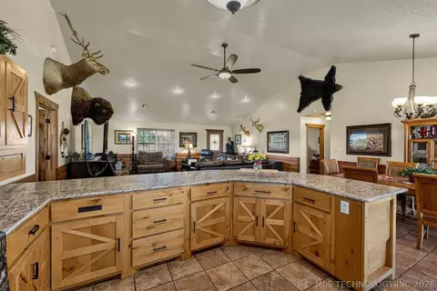 Kitchen - 25508 E 740 Rd, Wagoner, OK 74467 photo 5 of 5