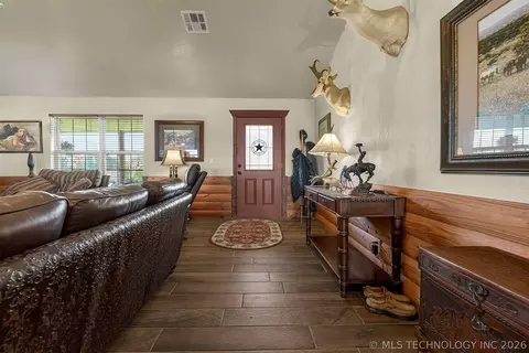 Entry Way - 25508 E 740 Rd, Wagoner, OK 74467 photo 1 of 2