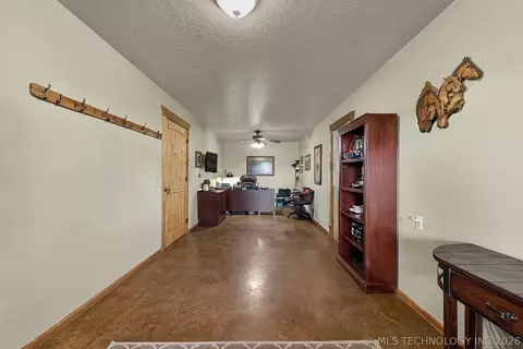 Entry Way - 25508 E 740 Rd, Wagoner, OK 74467 photo 3 of 3