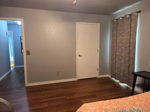Bedroom - 15 Ridgeway Ln, Eufaula, OK 74432 photo 3 of 6