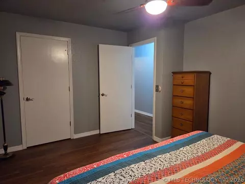 Bedroom - 15 Ridgeway Ln, Eufaula, OK 74432 photo 6 of 6