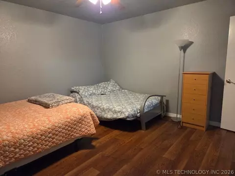 Bedroom - 15 Ridgeway Ln, Eufaula, OK 74432 photo 4 of 6