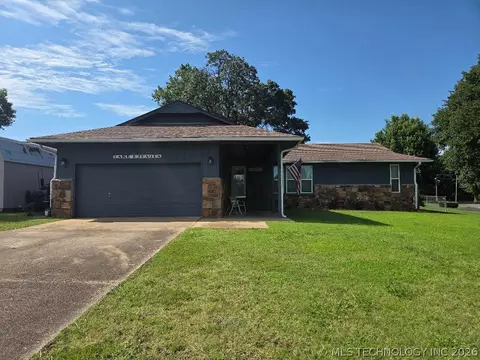 Exterior - 15 Ridgeway Ln, Eufaula, OK 74432 photo 2 of 6