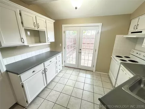 Kitchen - 13236 E 30th Place C, Tulsa, OK 74134 photo 2 of 3