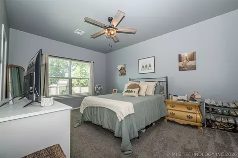 Bedroom - 900 E 6th, Ada, OK 74820 photo 2 of 4