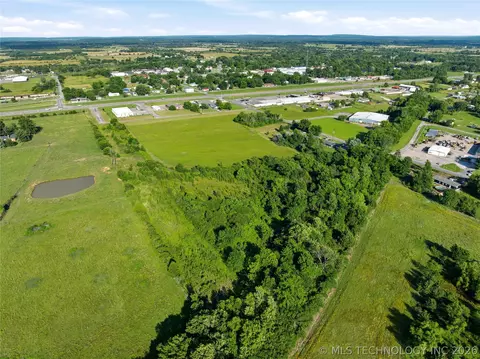 1100 Knapp Ave, Warner, OK 74469 photo 11